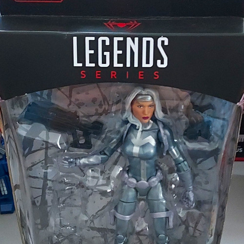 Silver sable marvel legends - silver,